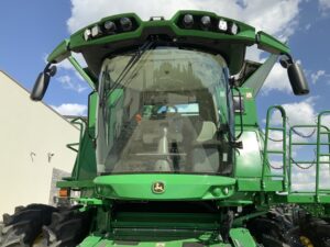 2023 John Deere S790 6