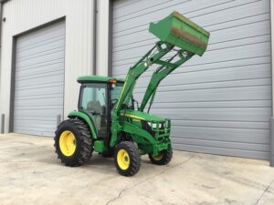 2022 John Deere 4044R 17