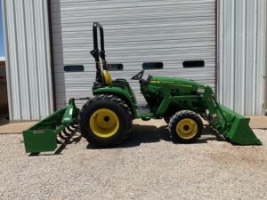 2022 John Deere 3038E 4